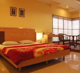 AC Executive Room